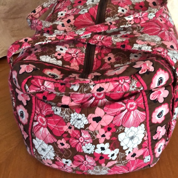 Vera Bradley? (bag has no labels) Duffel Bag - Picture 4 of 8